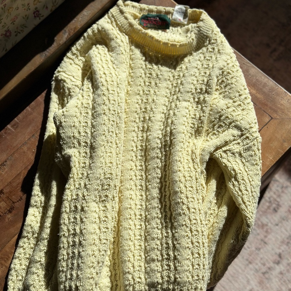 Vintage Butter Yellow Sweater, 90’s Butter Mom